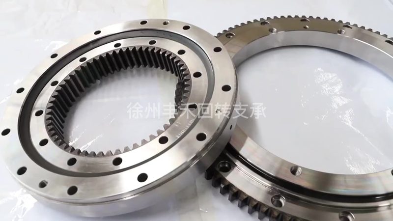 不锈钢关节轴承选型：关键参数解析与误区规避**